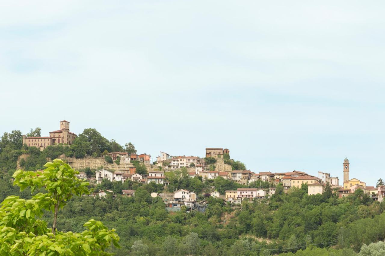 White Tail Organic Farm Villa Orsara Bormida Bagian luar foto